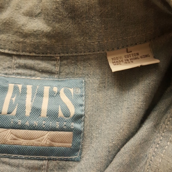 Levi's Button Down Shirt - Picture 3 of 3